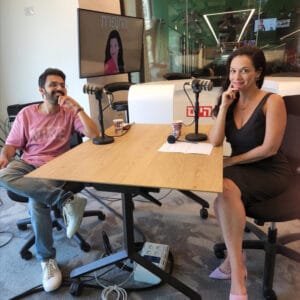 "החופרת" מארחת את תם אהרון