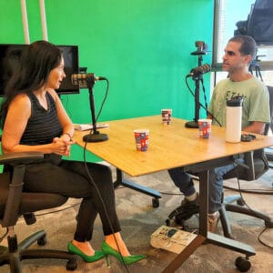 "החופרת" מארחת את עידו מוסרי "החופרת" מארחת את עידו מוסרי