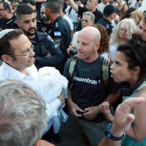 36: הפרדה מגדרית במרחב הציבורי, ההפרעות לתפילה ביום כיפור, ההליך המשפטי, ארגון ראש יהודי ועוד