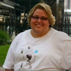 תכירו: טניה האד (עונה 3, פרק1) – פודקאסט רצח ללא רצח לימי המלחמה