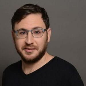 45: אריאל ויטמן מתארח לשיחה על ארה"ב, יחסיה עם ישראל לאור המלחמה, הבחירות לנשיאות ומי עדיף לישראל ועוד