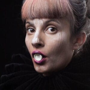 יסמין וולק – 38 יסמין וולק – 38