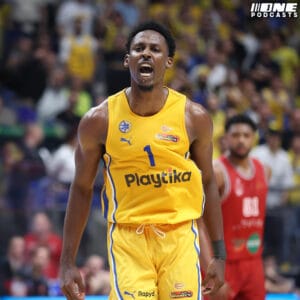 הורד השתיק את כולם והשאיר את ההיכל בצהוב