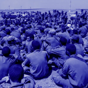 פרק 319: לצבא גדול דרושים לוחמים