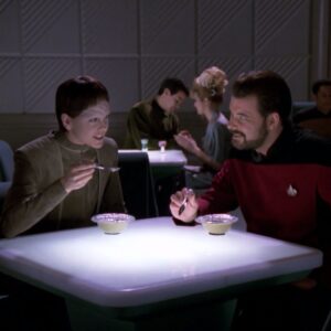 TNG 5×17: The Outcast